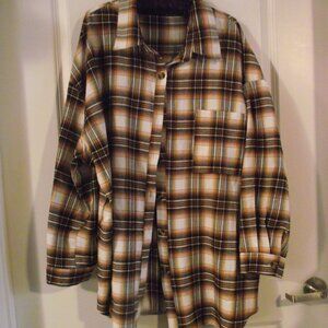 WOMENS' 3XL BUTTON UP SHIRT